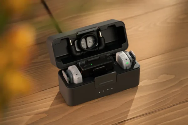 b5b50a621aa621f0c8f0e168ee6bac3e@large DJI Mic Mini 2 Charging Case